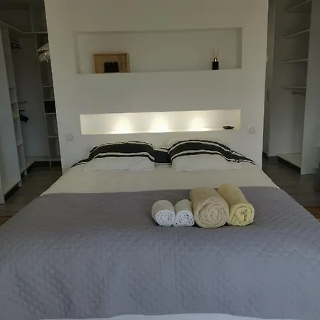 Ladeveze Semesterbostad