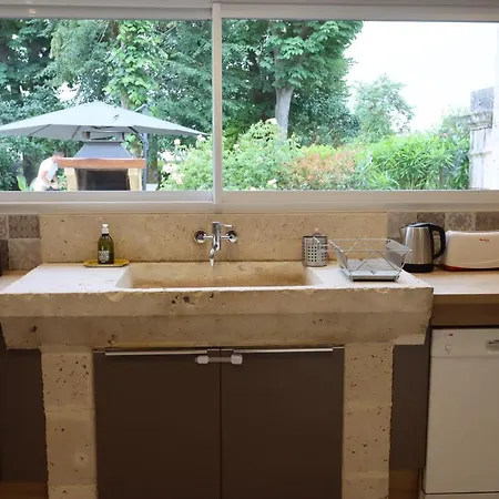 Semesterbostad Ladeveze *