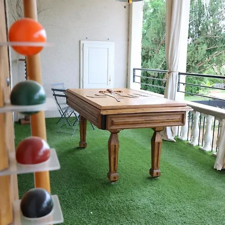 Ladeveze Semesterbostad *