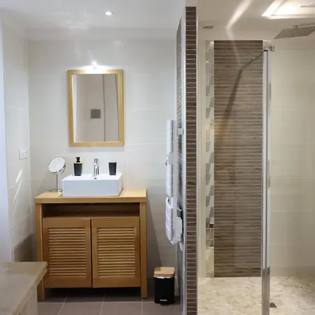 Ladeveze Semesterbostad